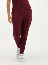 Cargar imagen en el visor de la galería, enterizo JOY vino