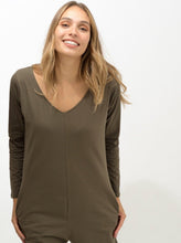 Cargar imagen en el visor de la galería, enterizo JOY militar
